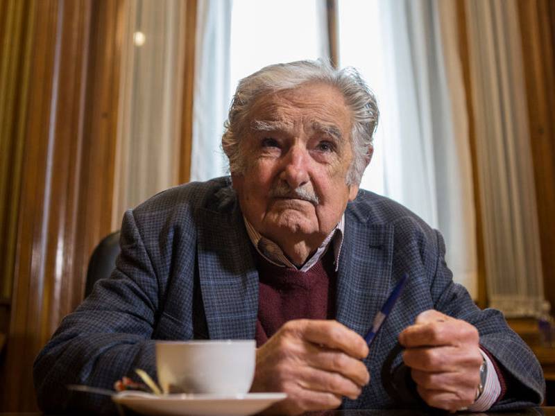 Expresidente de Uruguay envía un mensaje a Bernardo Arévalo