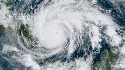 Poderoso huracán Iota alcanza la categoría 5, advierte el NHC