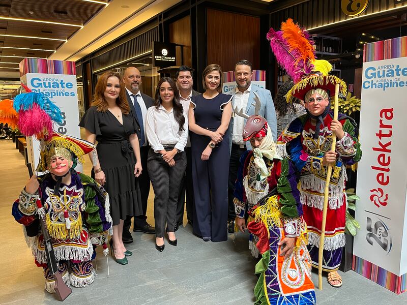 Empresas de Grupo Salinas Guatemala festejan septiembre con “Arriba Guate, arriba los chapines”