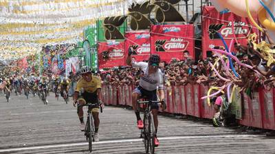 El hondureño Luis López triunfa en Guastatoya y se adueña de la Vuelta Ciclística