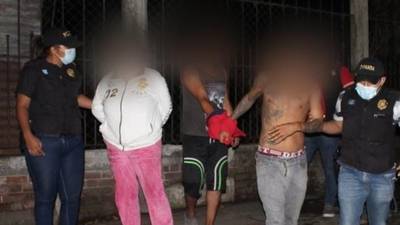 Tres personas detenidas en Escuintla cuando recogían dinero de extorsión