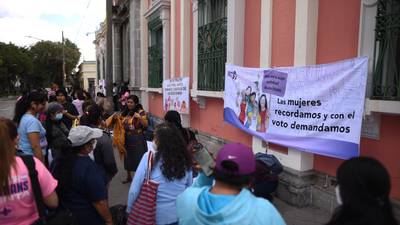 Mujeres demandan transparencia en el proceso electoral