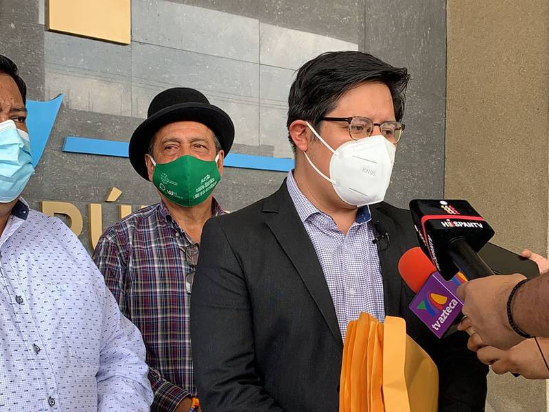 Denuncian a ministra Amelia Flores, PGN y alcalde de Santiago Atitlán por retención de información pública