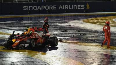 VIDEO. Así fue el dramático choque en el arranque del Gran Premio de Fórmula Uno de Singapur