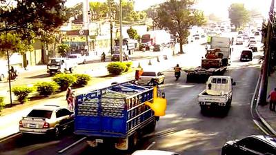 Numerosos incidentes obstaculizan el tránsito en la capital