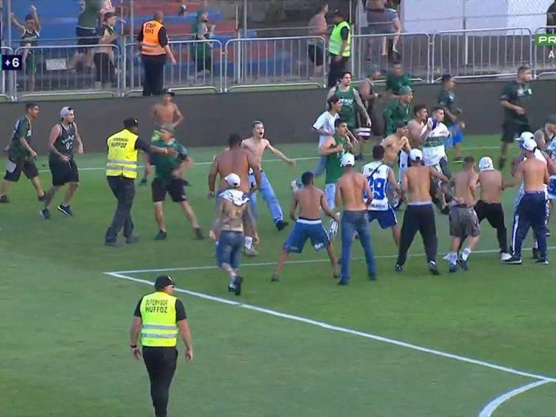 Caos en el Brasileirao: Batalla campal entre hinchadas de Coritiba y Cruzeiro