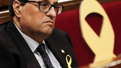Presidente catalán forma un gobierno sin políticos presos ni exiliados