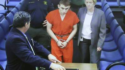Autor de masacre en secundaria de Florida comparece ante la corte