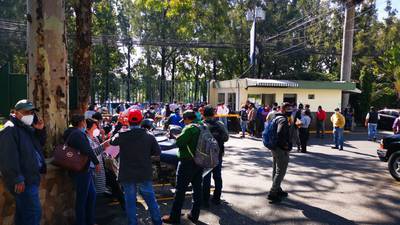 Trabajadores del Maga toman instalaciones y exigen pago de salarios