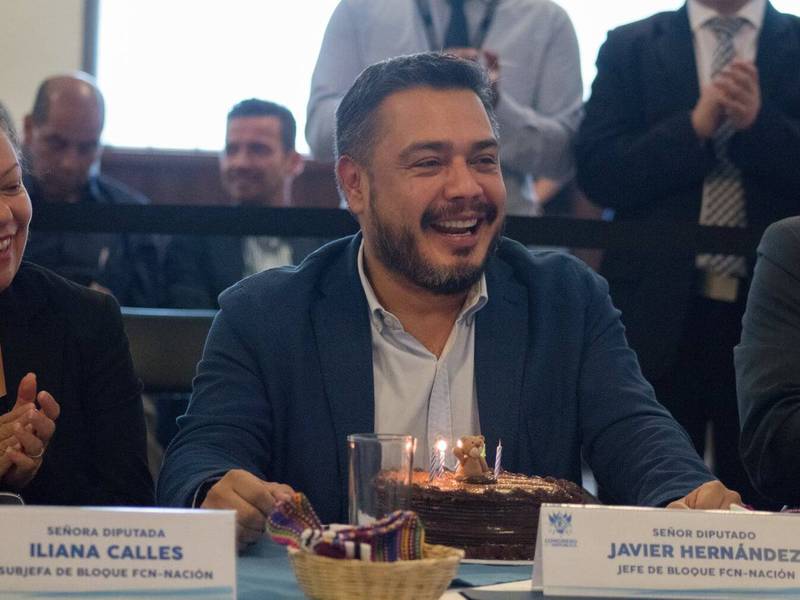 Javier Hernández continúa como jefe de bancada de FCN-Nación