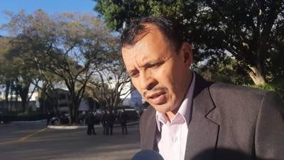 Alcalde de San Raymundo se da a la fuga cuando era buscado por el MP