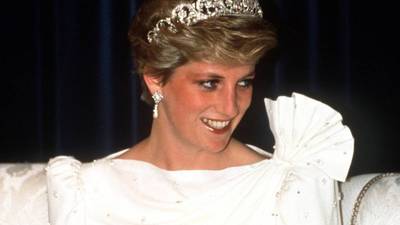 Famoso vestido de la princesa Diana fue encontrado en una tienda de segunda mano