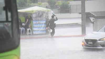Onda tropical en el Caribe incrementará la lluvia en el país