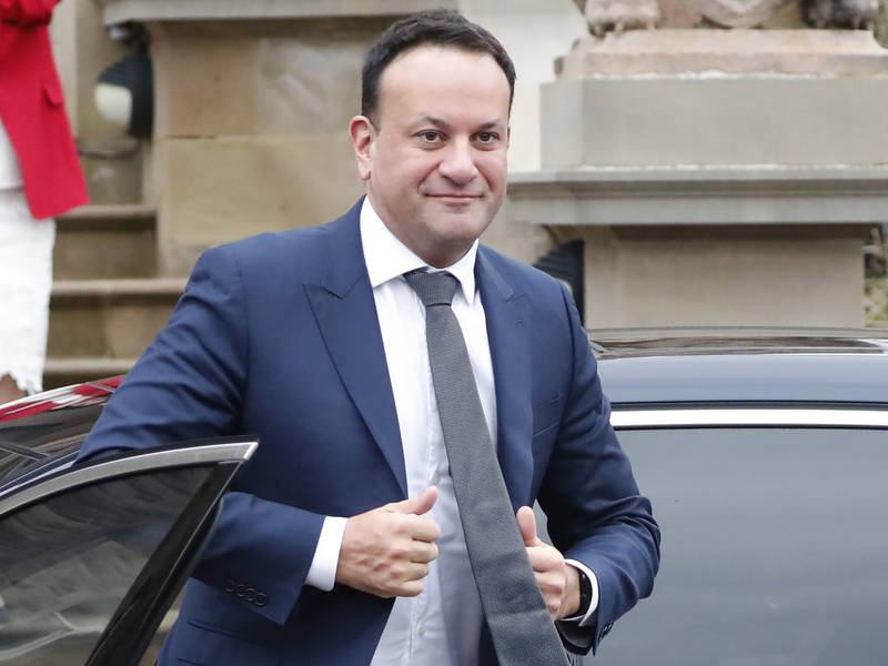 Sorpresiva renuncia de primer ministro irlandés luego de derrotas electorales