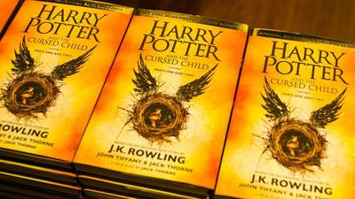 Escuela católica prohibe libros de Harry Potter por contener “hechizos reales”