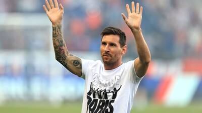 París Saint-Germain presenta a sus refuerzos entre la locura por Messi
