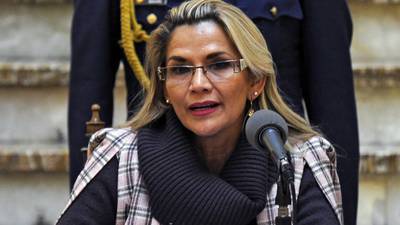 Ante protestas en Bolivia, Áñez pide que la “dejen gobernar”