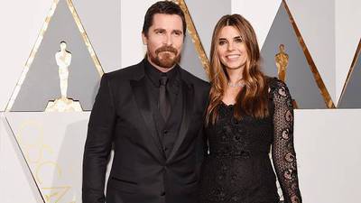 Christian Bale subió varias libras para su nueva película y luce irreconocible