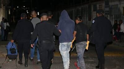 Dos adultos y dos menores son capturados en Linda Vista, Villa Nueva