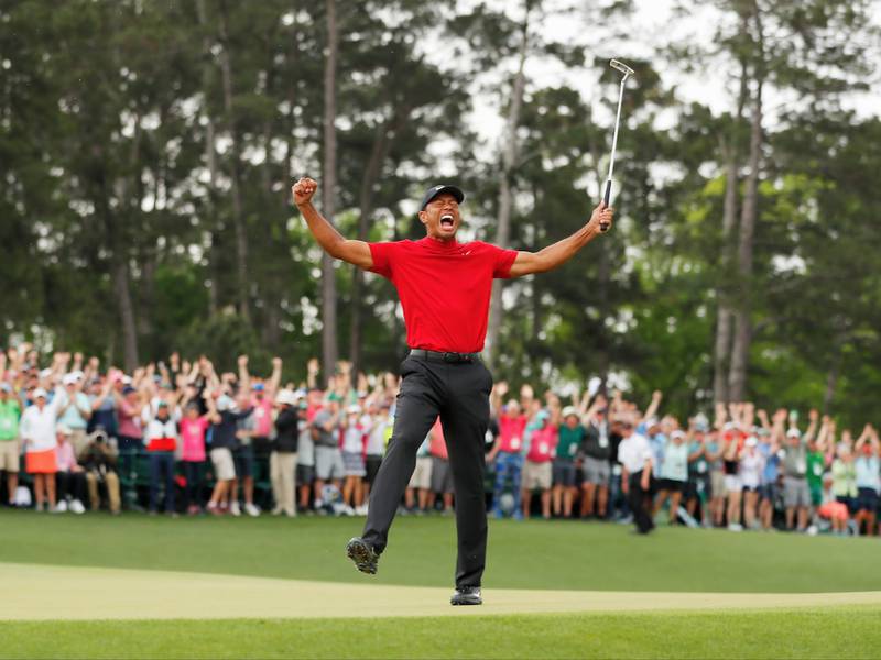 Tiger Woods vuelve a la élite tras ganar su Grand Slam número 15