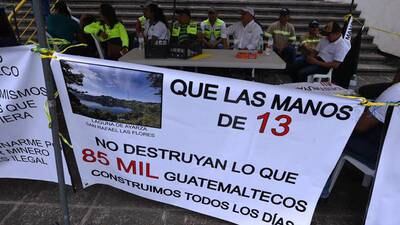 Trabajadores de empresa minera realizan plantón en rechazo a fallo de CSJ