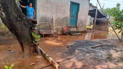 Más de 500 afectados por lluvia en tres departamentos