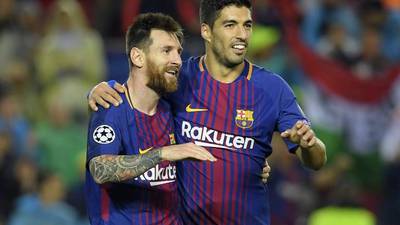VIDEO. Jugadores del Barça revelan sus propósitos de Año Nuevo y el de Suárez tiene que ver con Messi