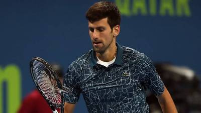El serbio Novak Djokovic consigue aplazar su expulsión de Australia