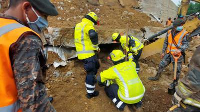 Rescatan siete cuerpos soterrados en Chiquimula