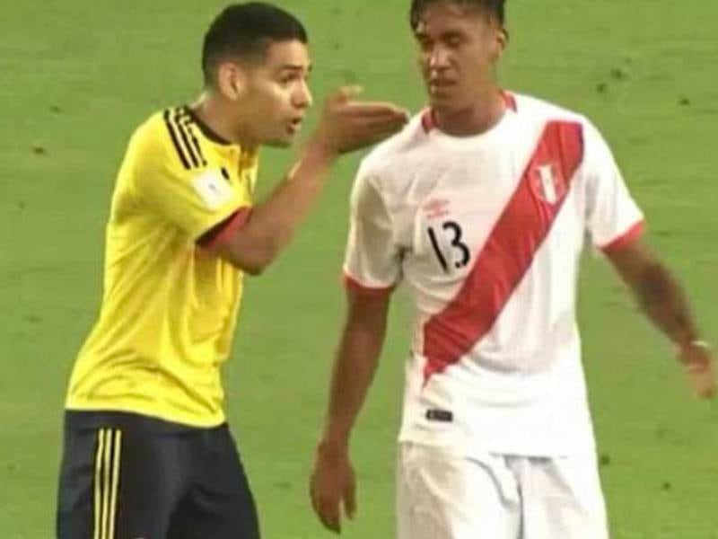 VIDEO. Seleccionado peruano revela qué le dijo Falcao en el empate que eliminó a Chile