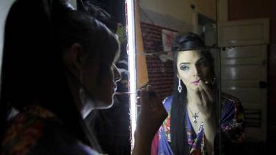 Mujeres trans de Guatemala esperan en "Casa de Colores" poder llegar a EE. UU.