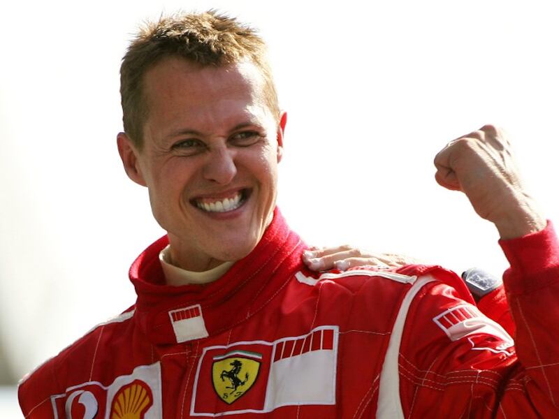 Tratan a Schumacher para “volver a una vida más normal”