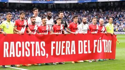 Vinícius recibe el respaldo del Real Madrid y Rayo Vallecano