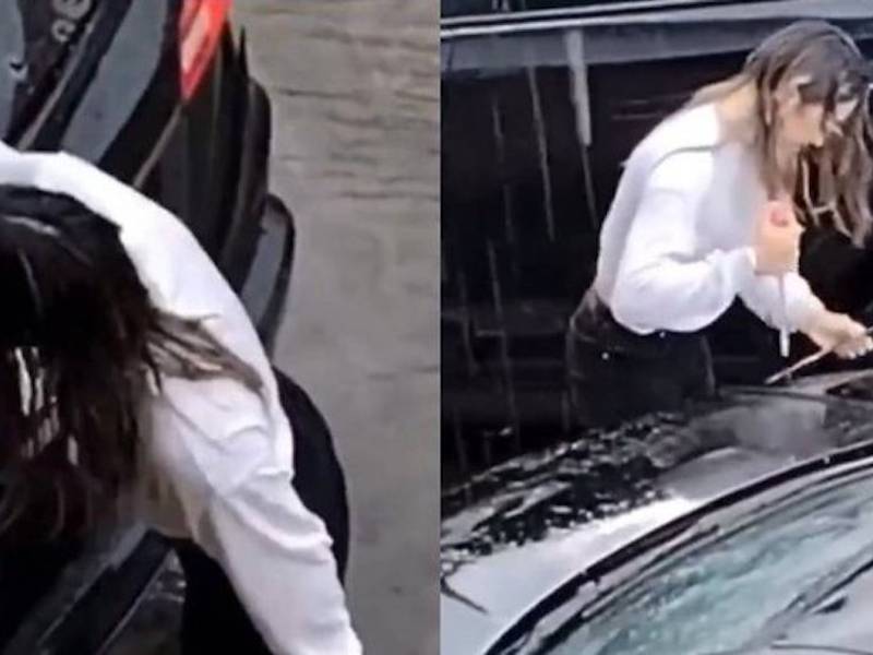 VIDEO. Con desarmador y bajo la lluvia, mujer destroza el carro de su novio
