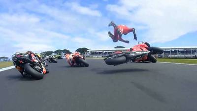 VIDEO. El aparatoso accidente entre dos corredores de MotoGP