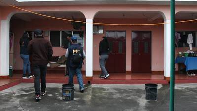 Realizan allanamientos por caso de corrupción en el Hospital de Chimaltenango