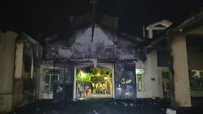 IMÁGENES. Únicamente escombros quedan de iglesia de Santa Bárbara, Suchitepéquez