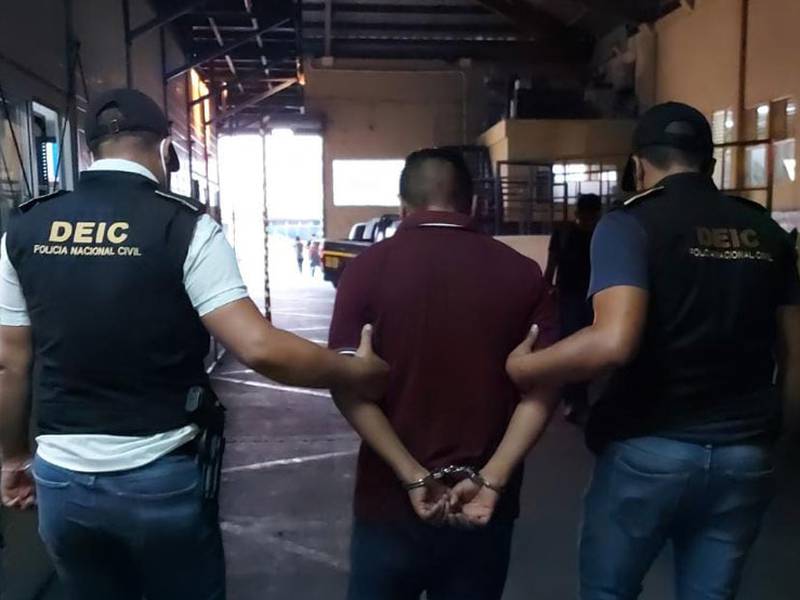 PNC captura en distintos lugares a individuos acusados de violación