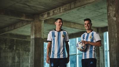 Selección de Argentina presenta su uniforme para Catar 2022