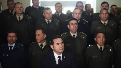 Presidente Morales, más cercano al Ejército que a la PNC, según analistas
