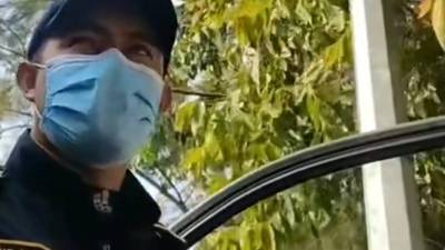 “Y cómo es la policía de Guate", dice un video que exhibe a agentes de la PNC