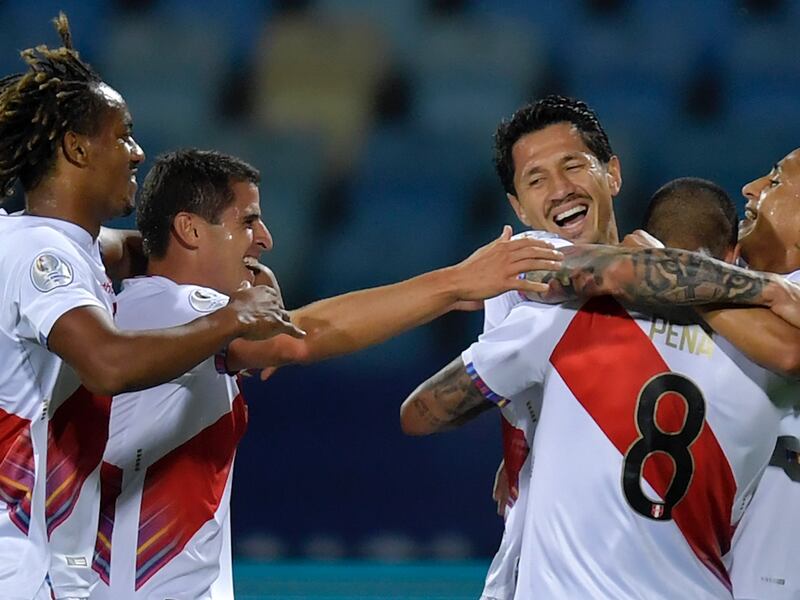 VIDEO. Colombia cae ante Perú con un gol en propia puerta