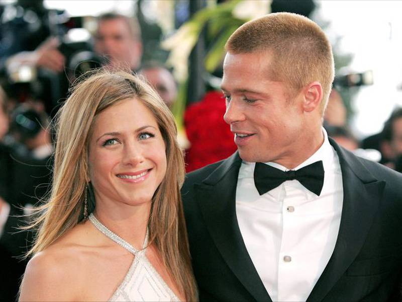 VIDEO. Jennifer Aniston le dice sexy a Brad Pitt y él se sonroja