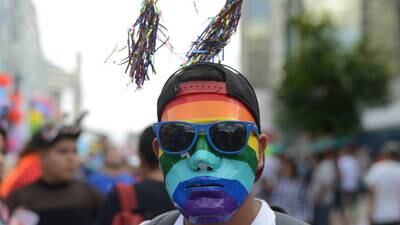 FOTO. Arcoíris aparece durante el Desfile de la Diversidad Sexual