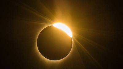 VIDEO. Revive la transmisión del espectacular eclipse solar total