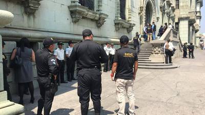 Ministerio Público realiza allanamiento en el Palacio Nacional