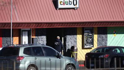Sospechoso de tiroteo en club LGBT en Colorado Springs enfrentaría varios cargos