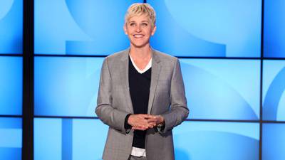 Ellen DeGeneres habla del busto de Katy Perry y la critican en redes
