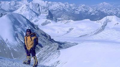 Alpinista guatemalteco Jaime Viñals conquista el Volcán Sidley
