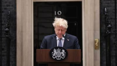 ¿Qué precipitó la renuncia de Boris Johnson?